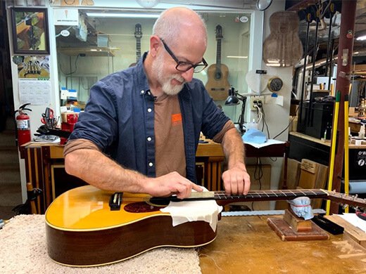 luthier courses uk